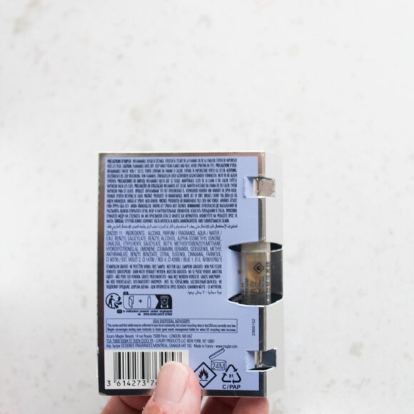 White Floral Designer & Niche Samples - Picture 8 of 11